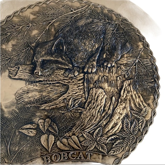 Vtg Solid Bronze Hand-Crafted Bobcat Plate Natale - Picture 2 of 7